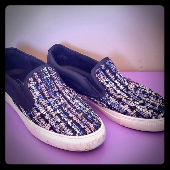 ⛱ 3/$20 KS2 Multicoloured Woven Top Slip On - Picture 1 of 6